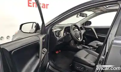 Toyota RAV4 2015 2.5 автомат (гидро), миниатюра 12