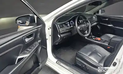 Toyota Camry 2016 2.5 автомат (гидро), миниатюра 12