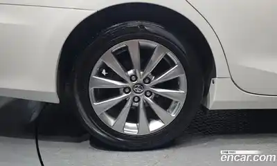 Toyota Camry 2016 2.5 автомат (гидро), миниатюра 4 Toyota Camry 2016 2.5 автомат (гидро), миниатюра 4