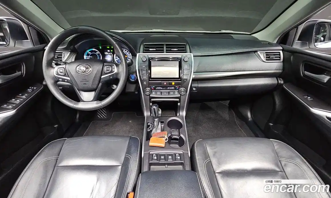 Toyota Camry 2016 2.5 автомат (гидро), фото 9 Toyota Camry 2016 2.5 автомат (гидро), фото 9