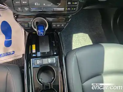 Toyota Prius 2022 1.8 автомат (гидро), миниатюра 10 Toyota Prius 2022 1.8 автомат (гидро), миниатюра 10
