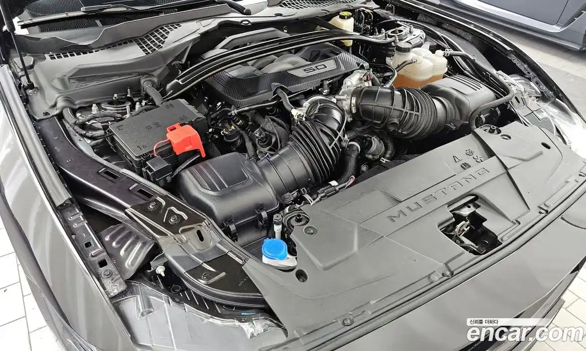 Ford Mustang 2024 5.0 автомат (гидро), фото 6