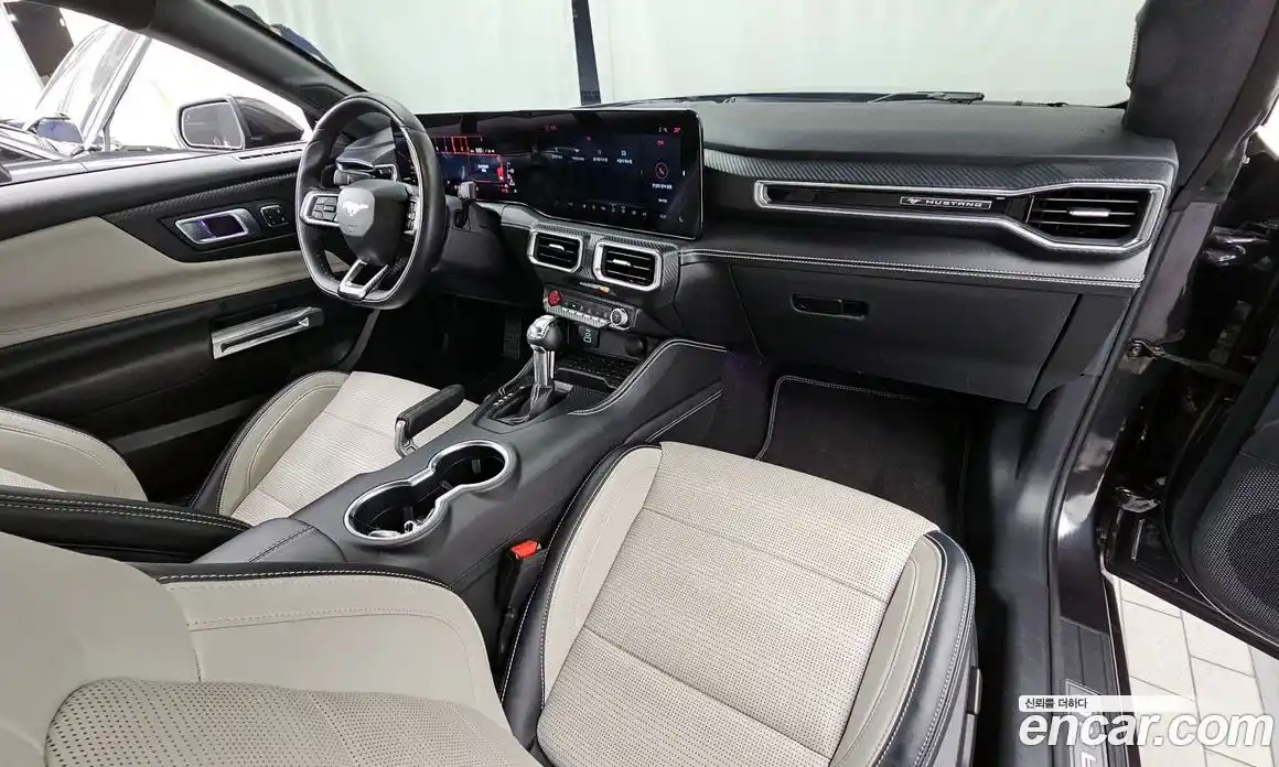 Ford Mustang 2024 5.0 автомат (гидро), фото 10