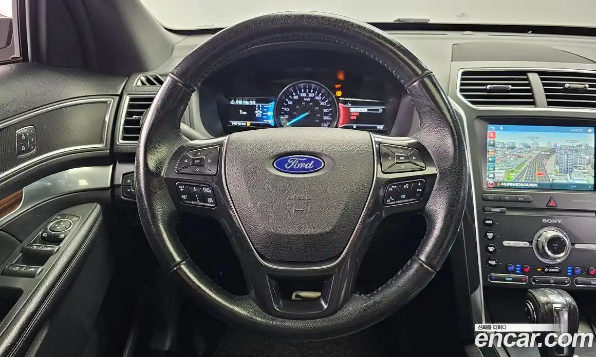 Ford Explorer 2019 2.3 автомат (гидро), фото 13