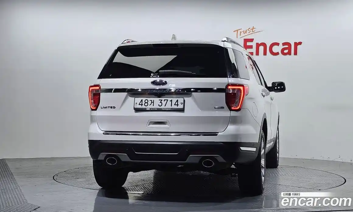 Ford Explorer 2019 2.3 автомат (гидро), фото 4