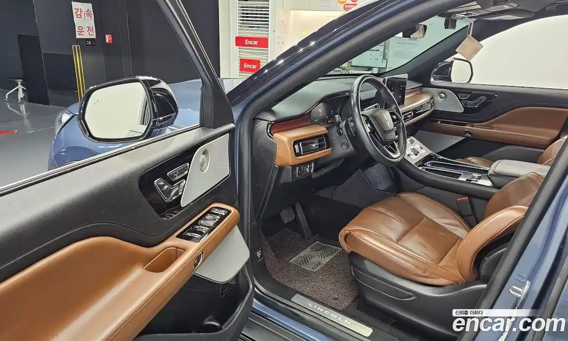 Lincoln Aviator 2021 3.0 автомат (гидро), фото 13 Lincoln Aviator 2021 3.0 автомат (гидро), фото 13