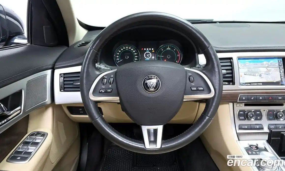 Jaguar XF 2015 3.0 автомат (гидро), фото 13 Jaguar XF 2015 3.0 автомат (гидро), фото 13