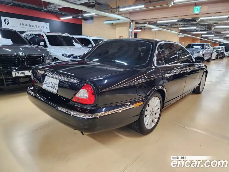 Jaguar XJ-6 2006 3.0 автомат (гидро), фото 2 Jaguar XJ-6 2006 3.0 автомат (гидро), фото 2
