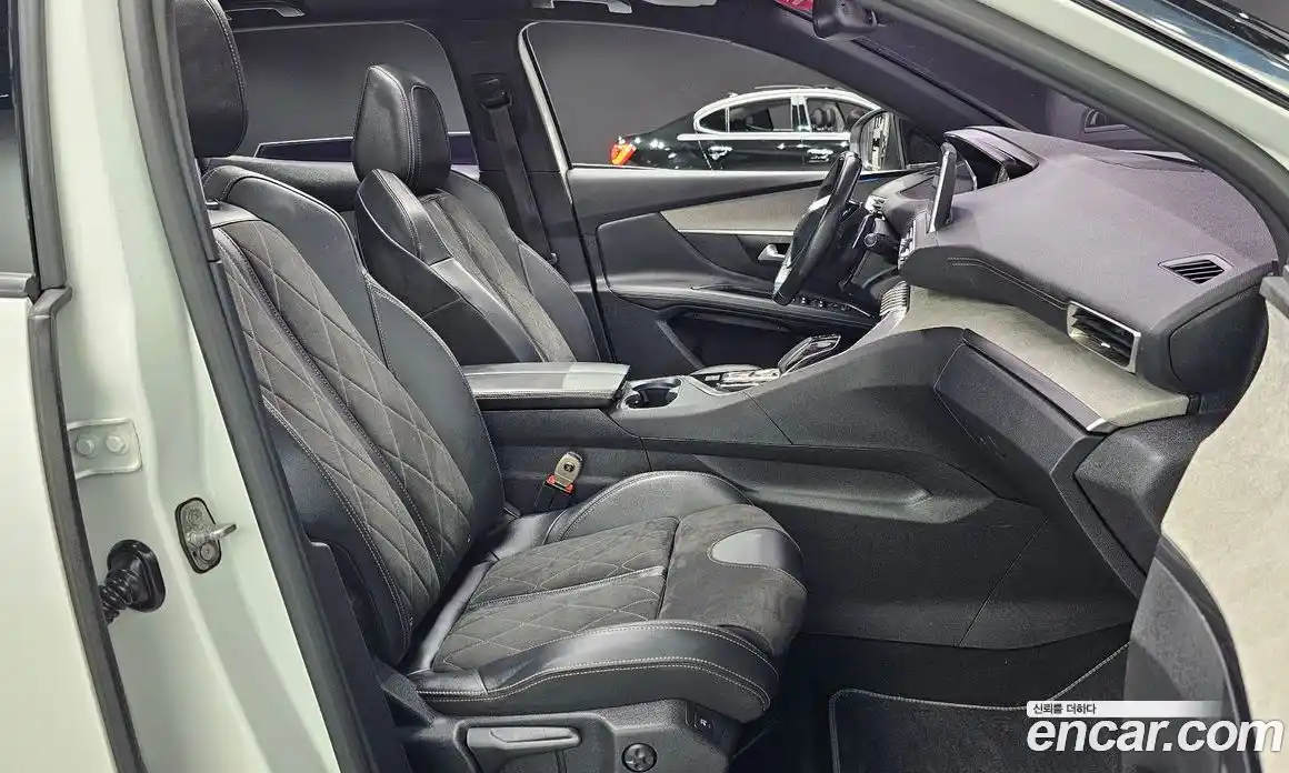 Peugeot 3008 2019 2.0 автомат (гидро), фото 18