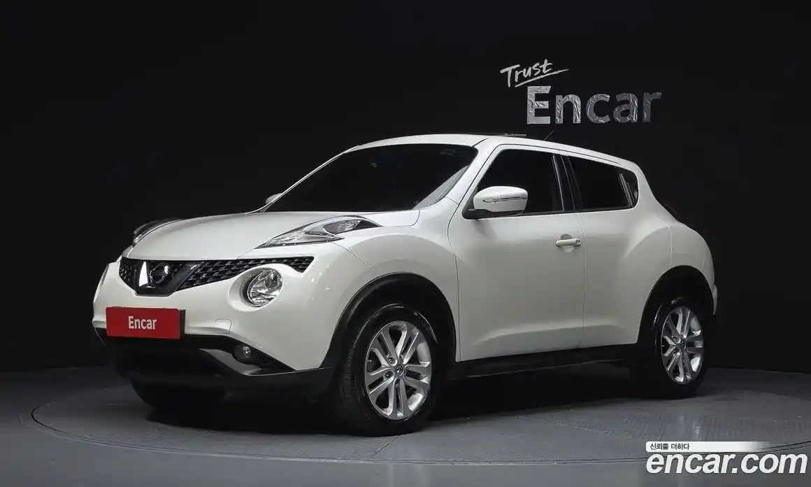 Nissan Juke 2016 1.6 автомат (гидро), фото 1 Nissan Juke 2016 1.6 автомат (гидро), фото 1