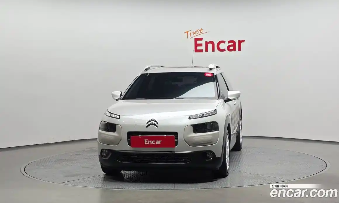 Citroen C4 Cactus 2018 1.6 автомат (гидро), фото 3 Citroen C4 Cactus 2018 1.6 автомат (гидро), фото 3