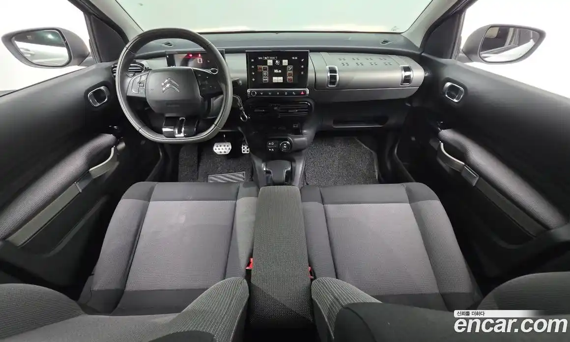 Citroen C4 Cactus 2018 1.6 автомат (гидро), фото 10 Citroen C4 Cactus 2018 1.6 автомат (гидро), фото 10