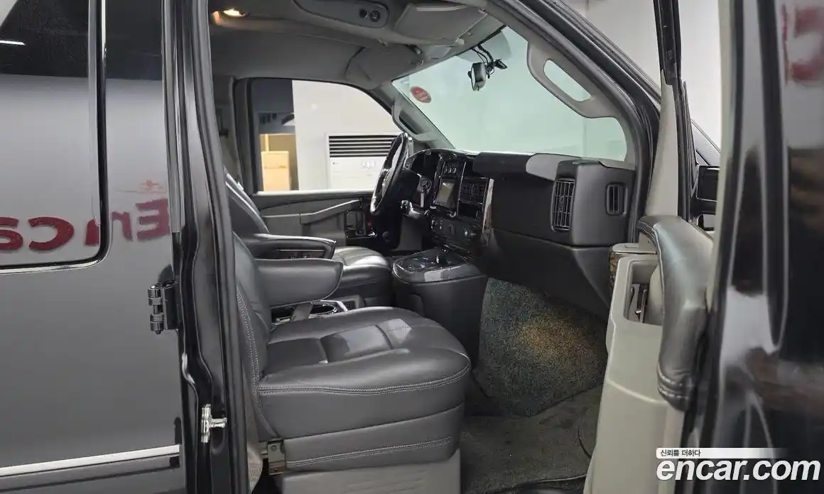 Chevrolet Express Van 2016 6.0 автомат (гидро), фото 11