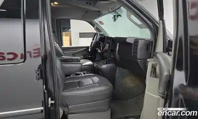 Chevrolet Express Van 2016 6.0 автомат (гидро), миниатюра 11