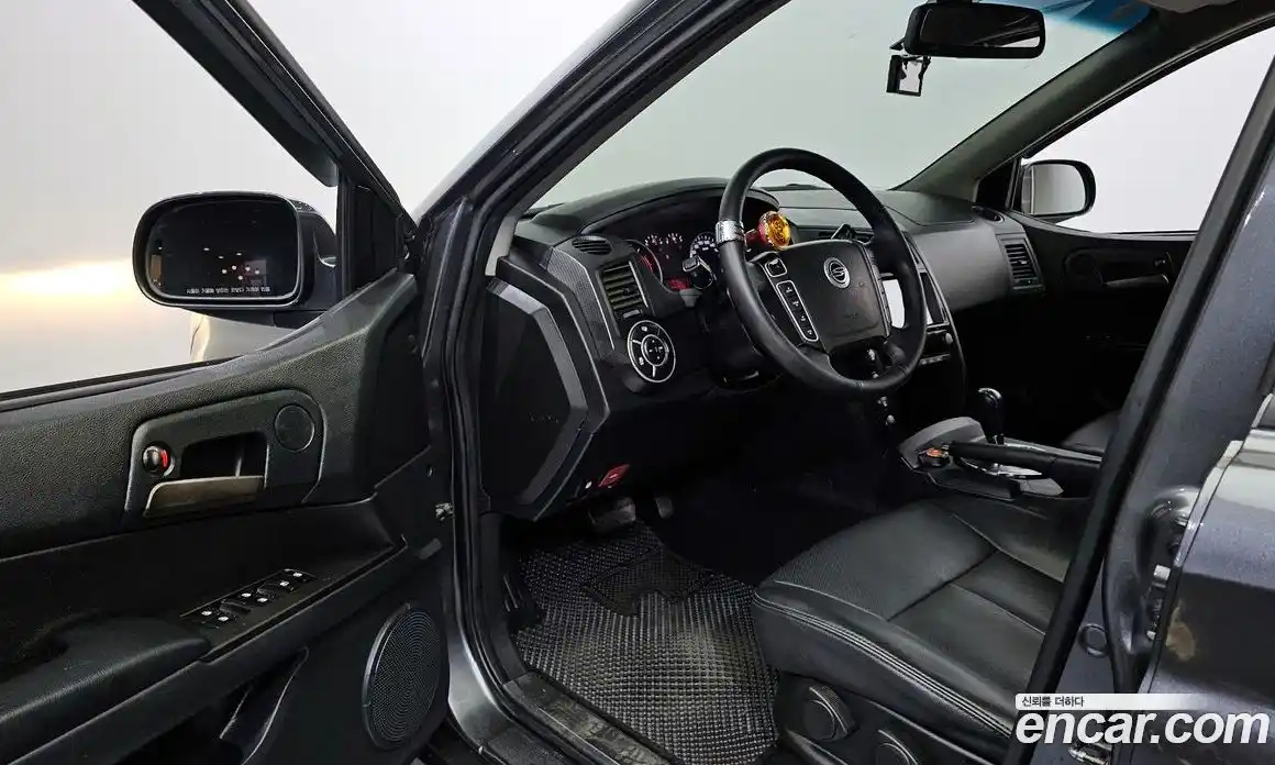 SsangYong Korando 2014 2.0 автомат (гидро), фото 10