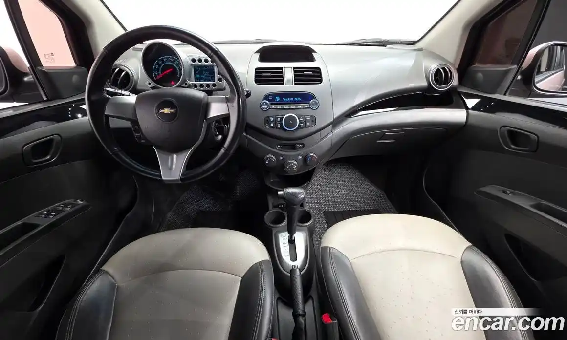 Chevrolet Spark 2012 1.0 автомат (гидро), фото 7