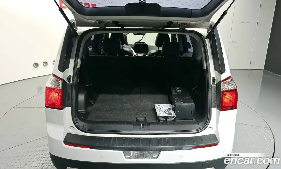 Chevrolet Orlando 2012 2.0 автомат (гидро), фото 20