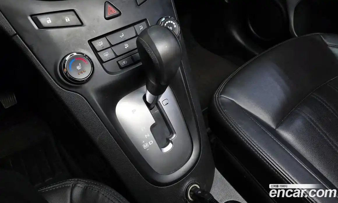 Chevrolet Orlando 2012 2.0 автомат (гидро), фото 9