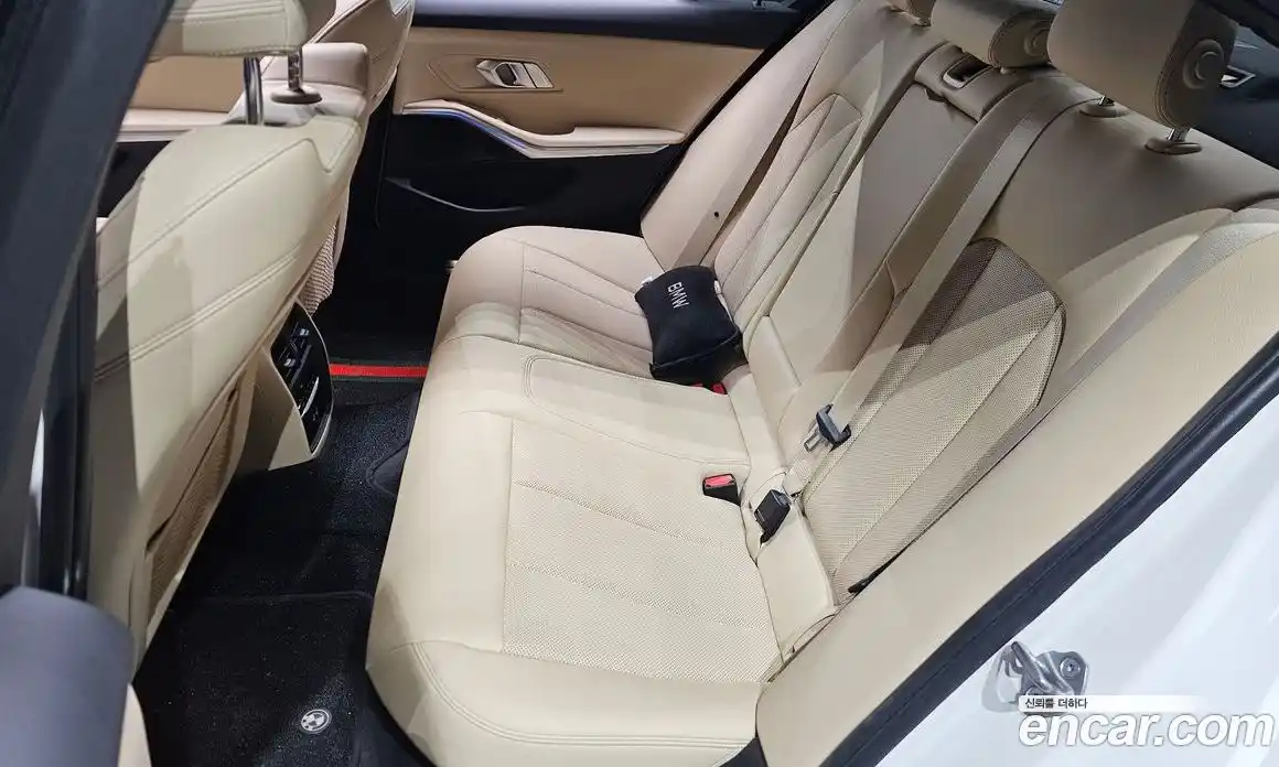 BMW 3 серия 2022 2.0 автомат (гидро), фото 12