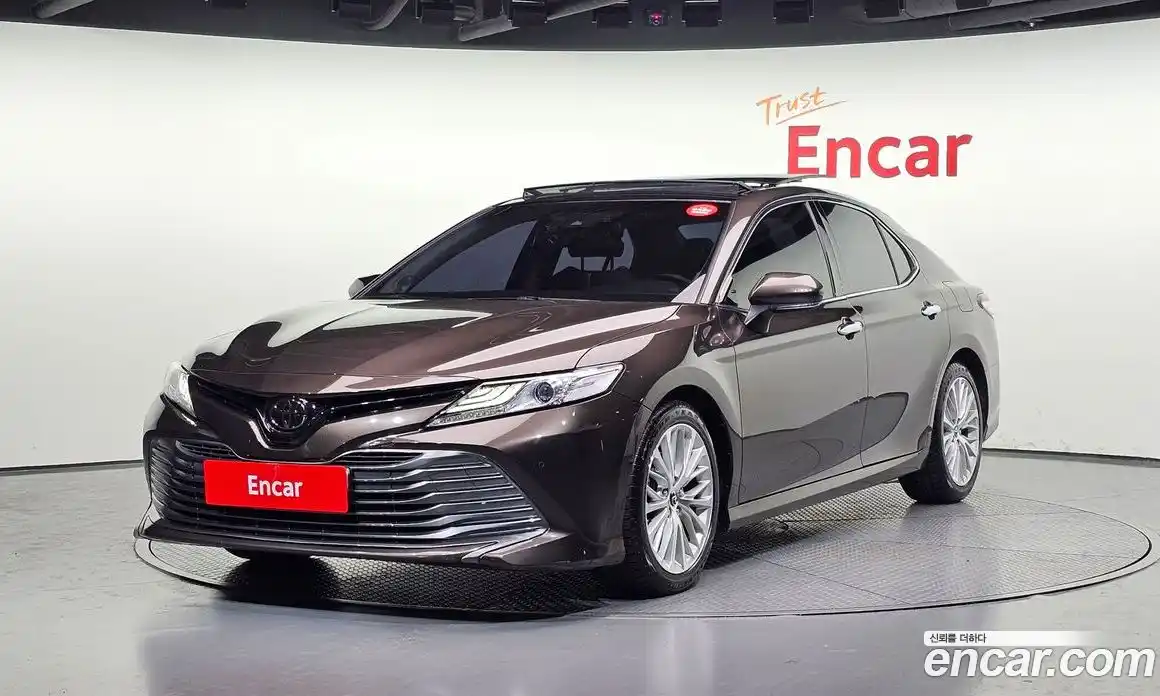 Toyota Camry 2019 2.5 автомат (гидро), фото 1 Toyota Camry 2019 2.5 автомат (гидро), фото 1