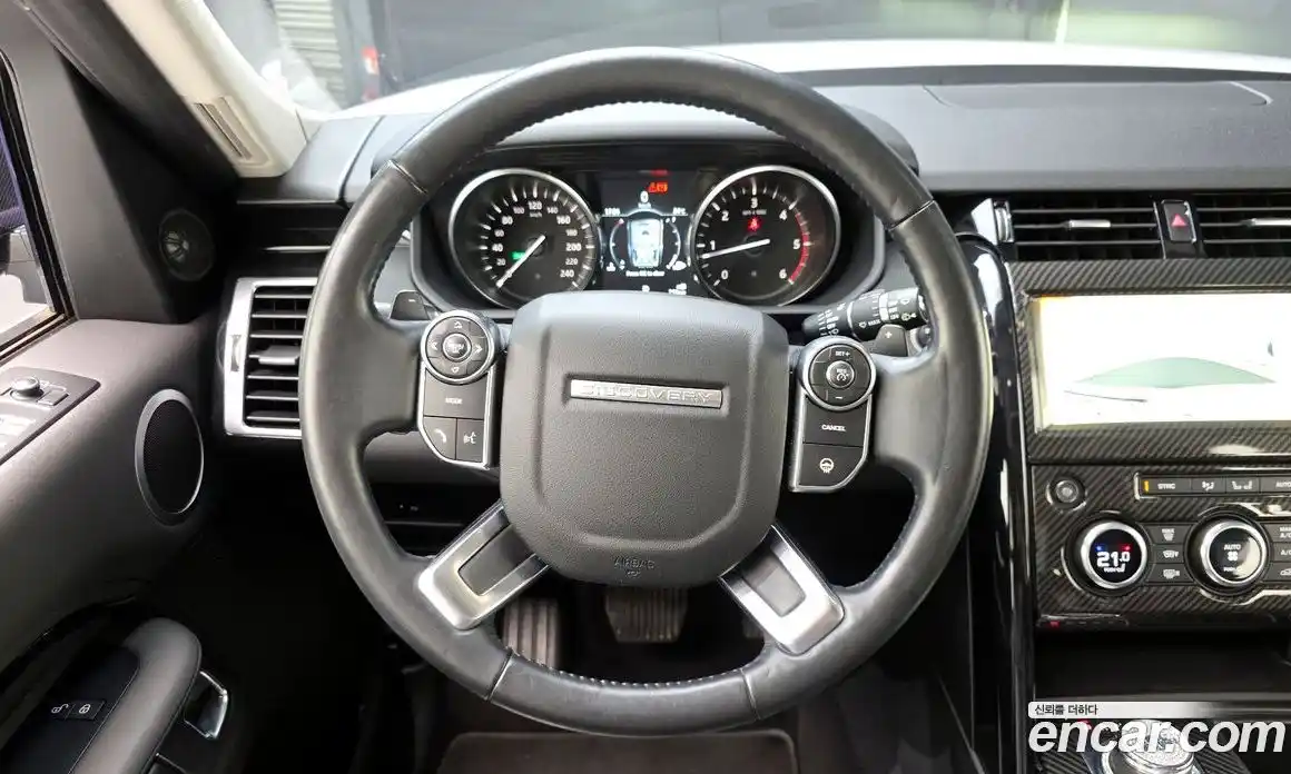 Land Rover Discovery 2018 2.0 автомат (гидро), фото 13