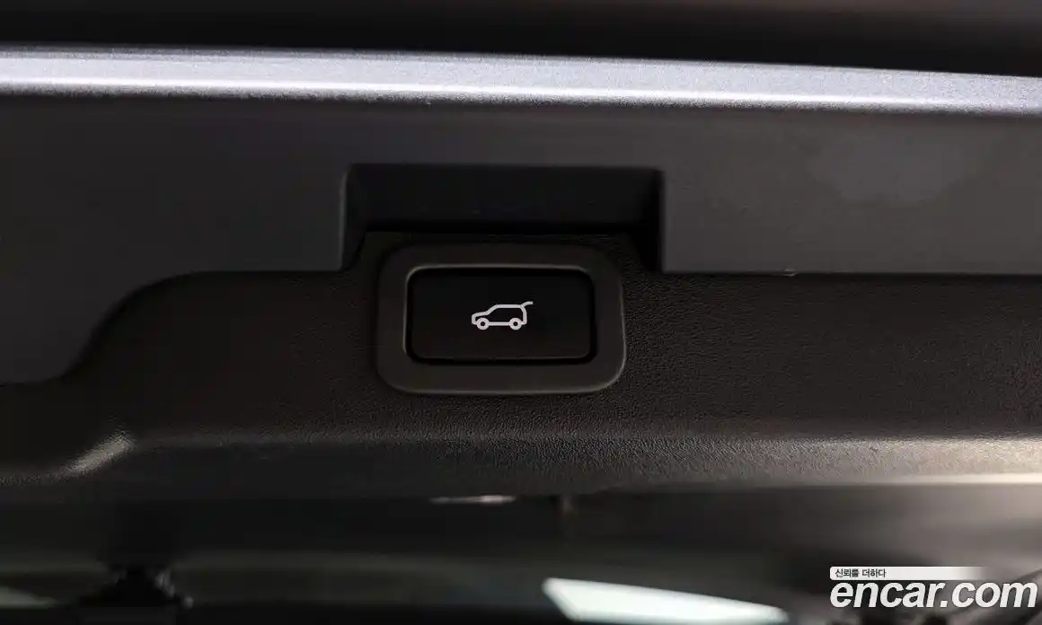 Land Rover Discovery 2018 2.0 автомат (гидро), фото 18