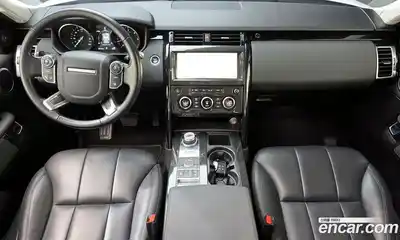 Land Rover Discovery 2018 2.0 автомат (гидро), миниатюра 7