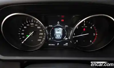 Land Rover Discovery 2018 2.0 автомат (гидро), миниатюра 8