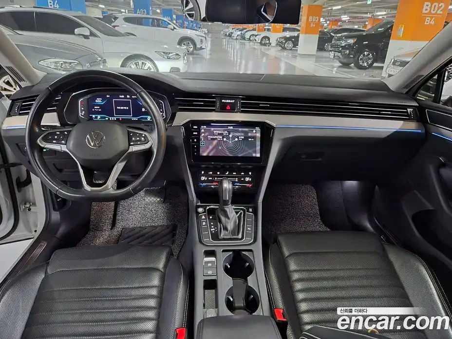 Volkswagen Passat 2022 2.0 автомат (гидро), фото 11