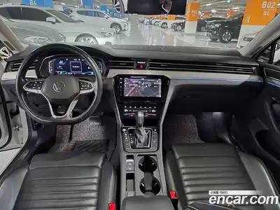 Volkswagen Passat 2022 2.0 автомат (гидро), миниатюра 11