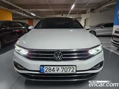 Volkswagen Passat 2022 2.0 автомат (гидро), миниатюра 2