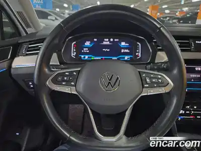 Volkswagen Passat 2022 2.0 автомат (гидро), миниатюра 6
