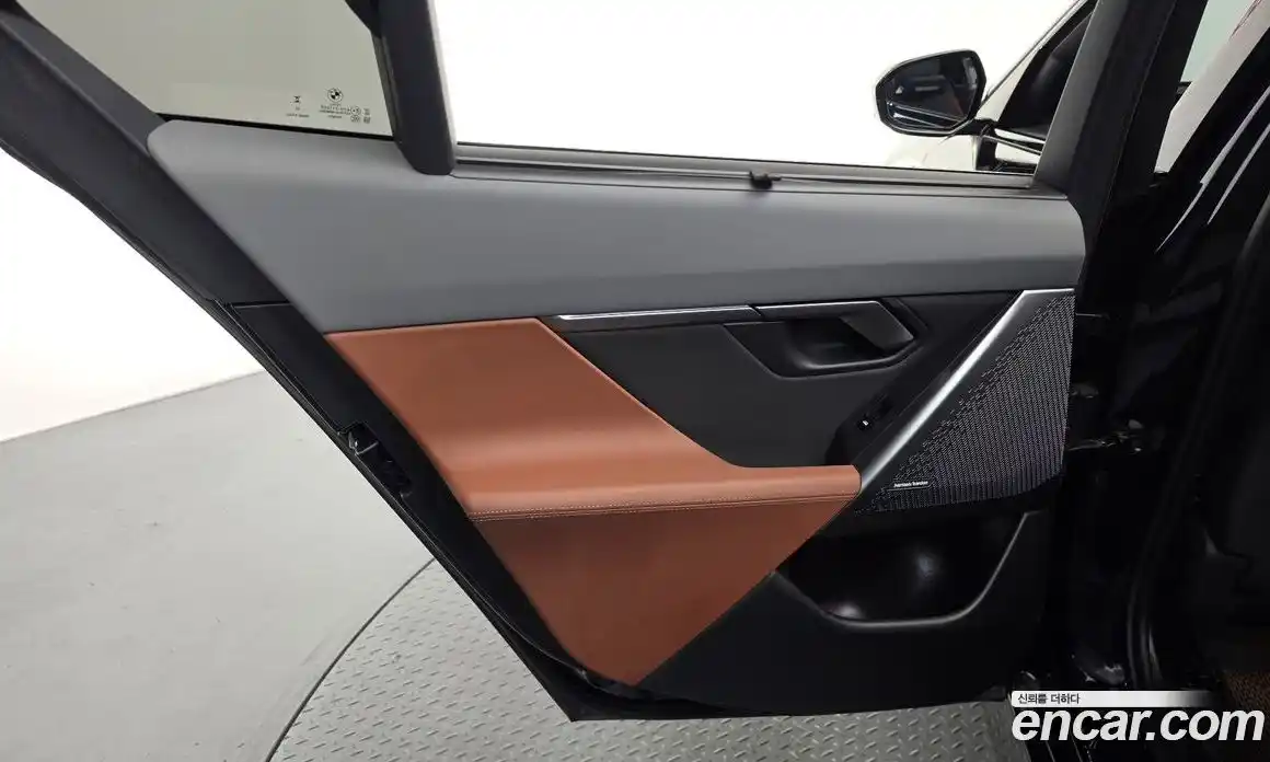 BMW i5 2023 0.2 автомат (гидро), фото 15