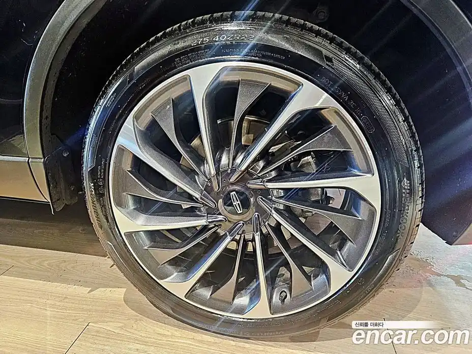 Lincoln Aviator 2023 3.0 автомат (гидро), фото 5 Lincoln Aviator 2023 3.0 автомат (гидро), фото 5