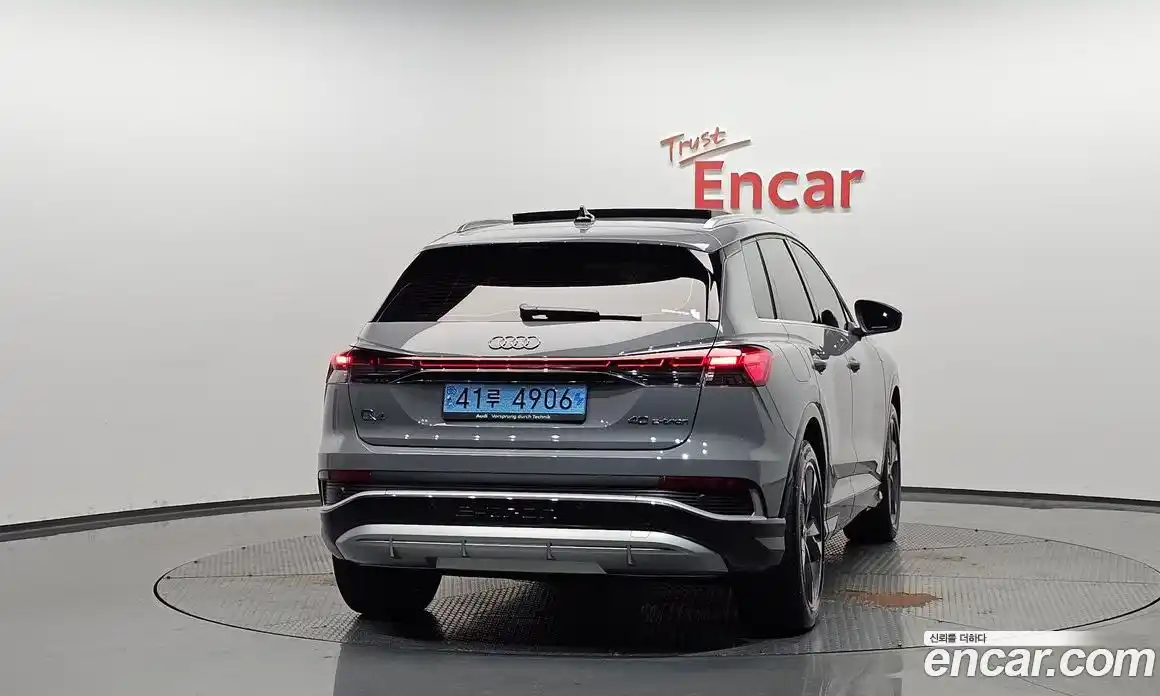Audi Q4 e-tron 2023 0.2 автомат (гидро), фото 4