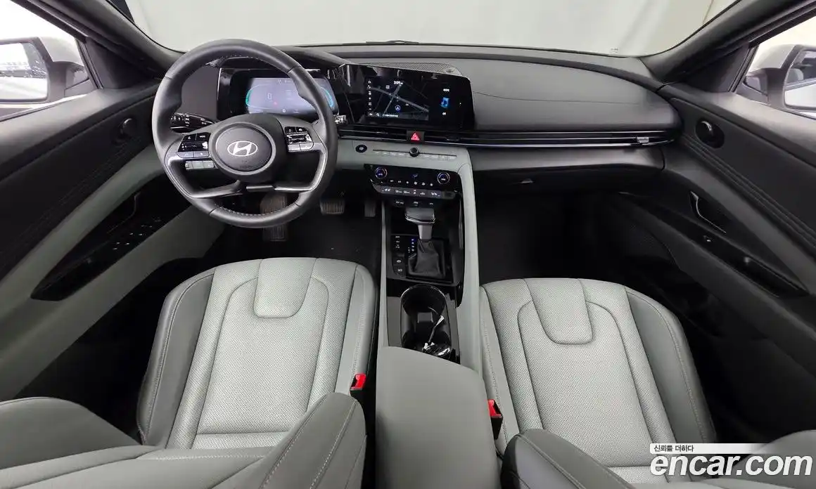 Hyundai Avante 2025 1.6 автомат (гидро), фото 7