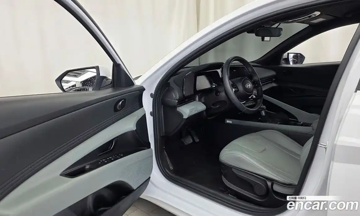Hyundai Avante 2025 1.6 автомат (гидро), фото 10