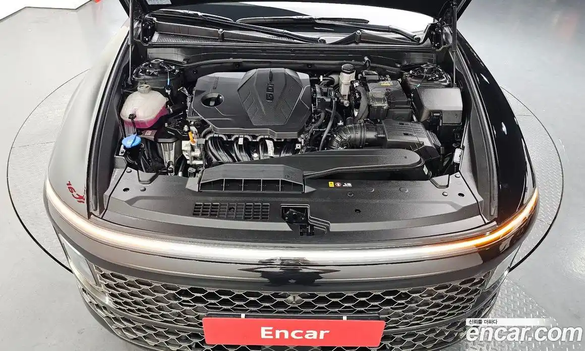 Hyundai Grandeur 2023 2.5 автомат (гидро), фото 5