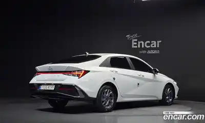 Hyundai Avante 2023 1.6 автомат (гидро), миниатюра 2