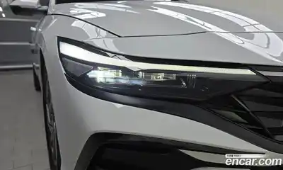 Hyundai Avante 2023 1.6 автомат (гидро), миниатюра 8