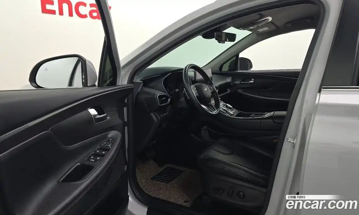 Hyundai Santa Fe 2022 2.2 автомат (гидро), фото 13