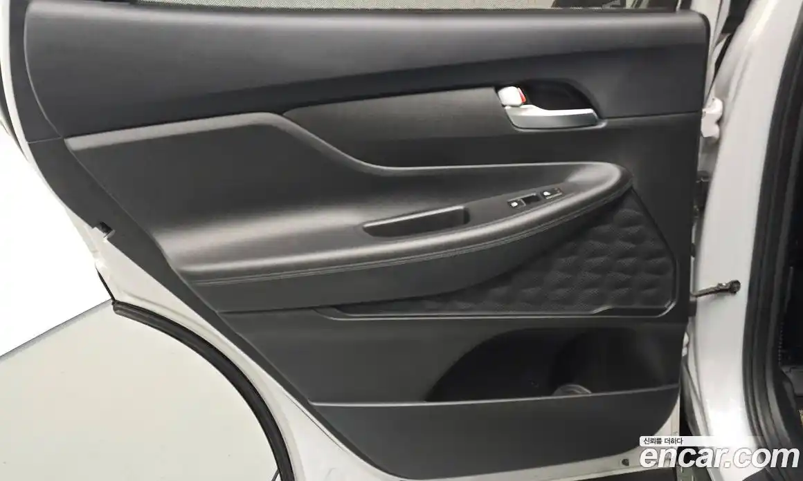 Hyundai Santa Fe 2022 2.2 автомат (гидро), фото 15