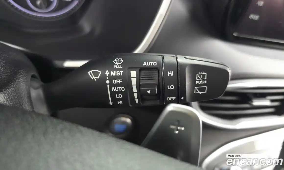 Hyundai Santa Fe 2022 2.2 автомат (гидро), фото 24