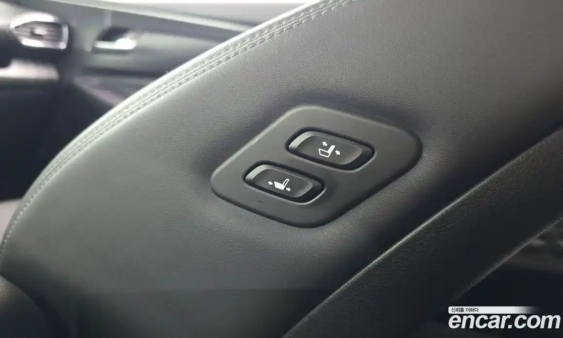 Hyundai Santa Fe 2022 2.2 автомат (гидро), фото 28