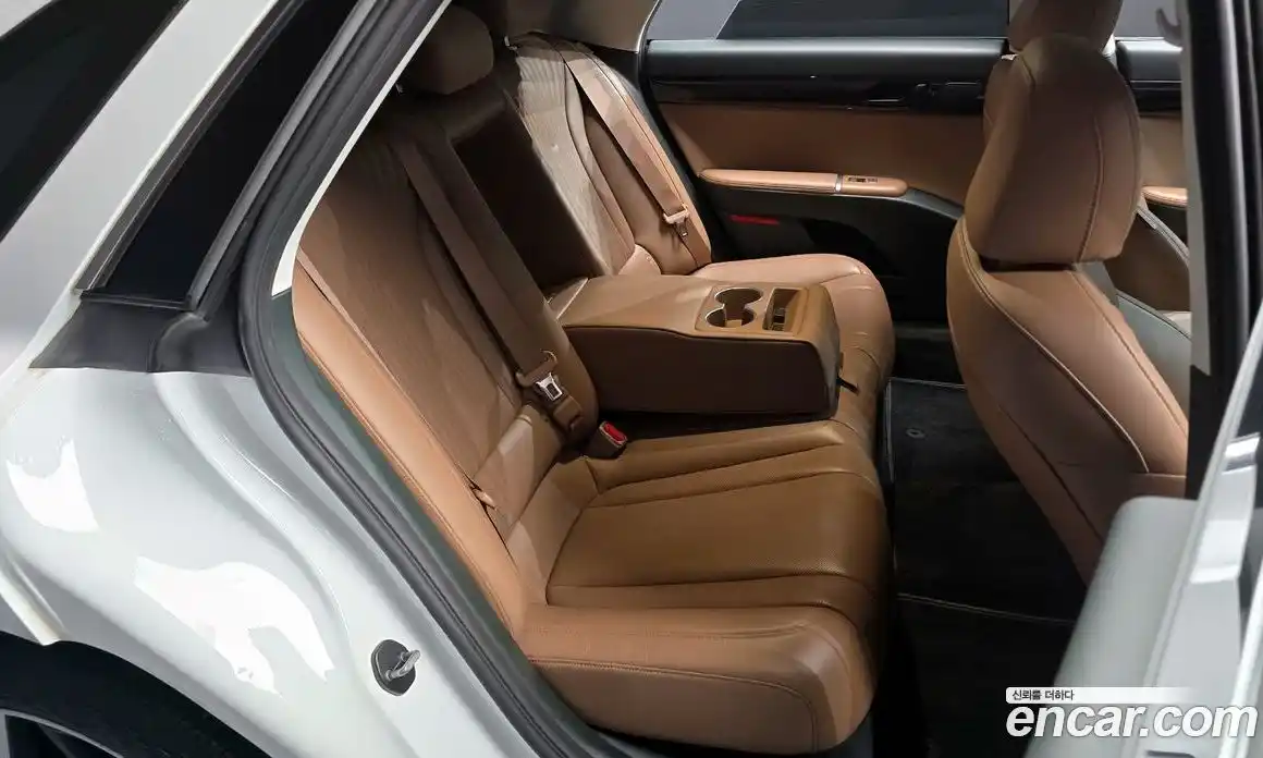 Hyundai Grandeur 2023 3.5 автомат (гидро), фото 17