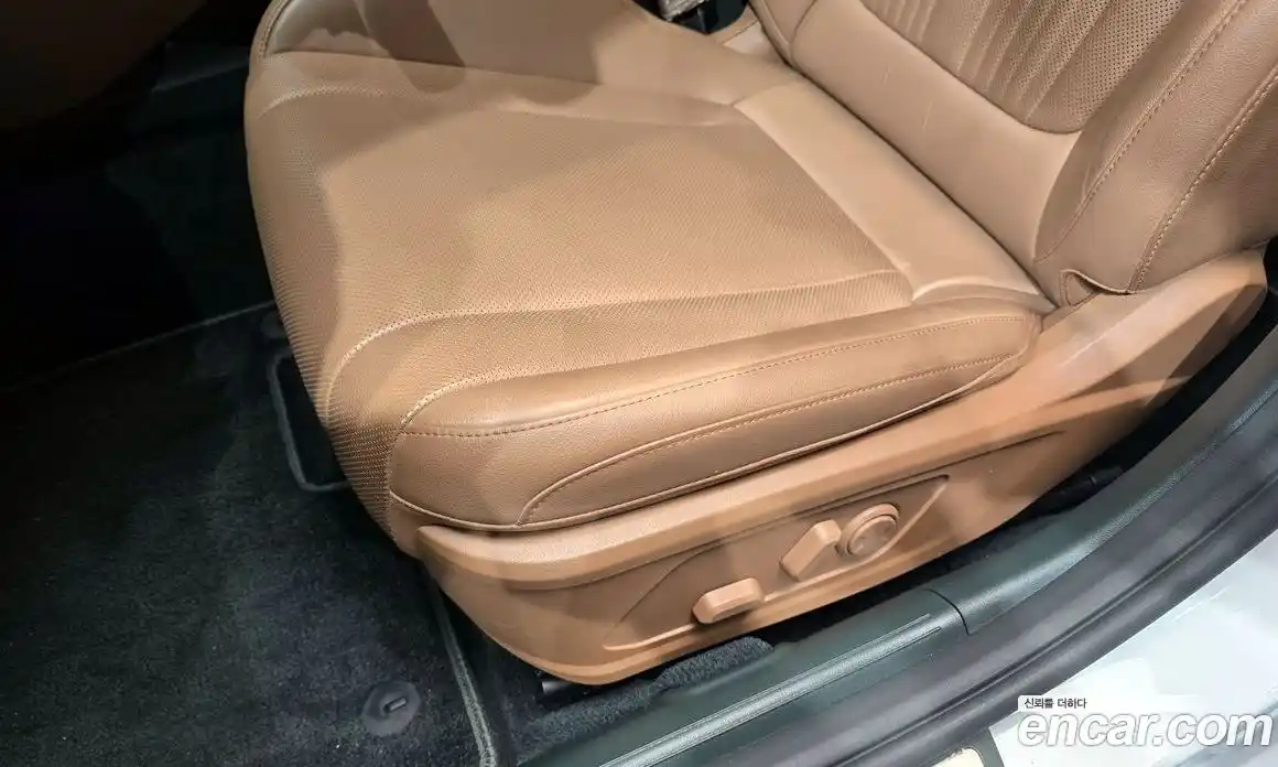 Hyundai Grandeur 2023 3.5 автомат (гидро), фото 31