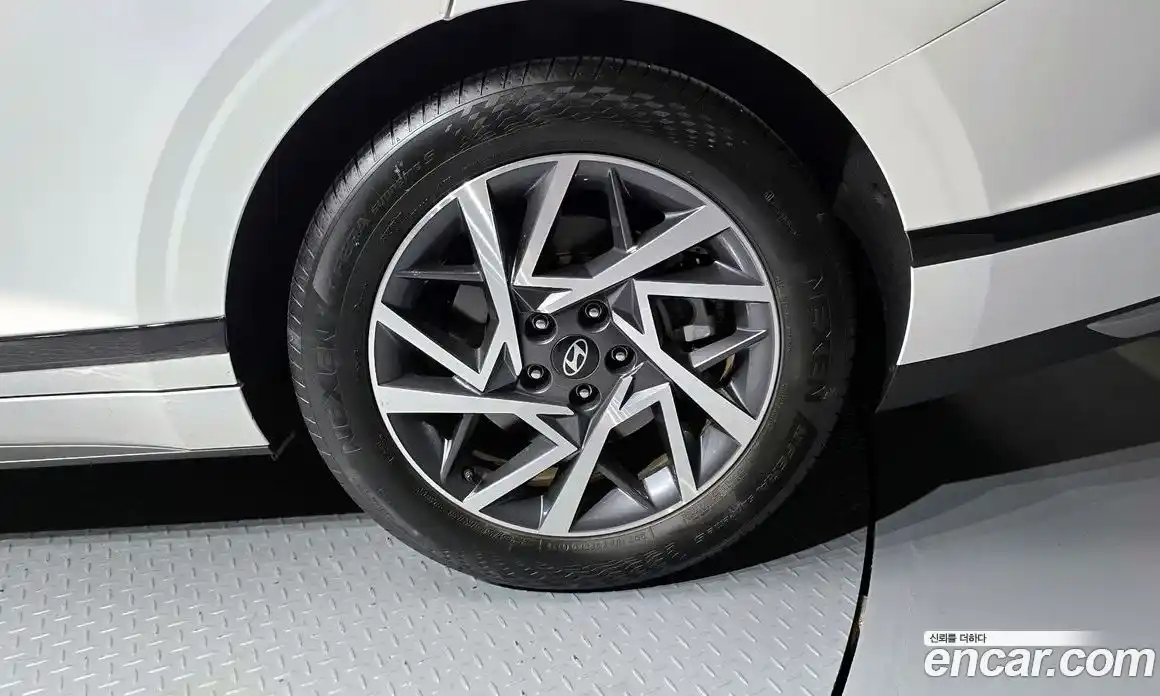 Hyundai Grandeur 2023 3.5 автомат (гидро), фото 7