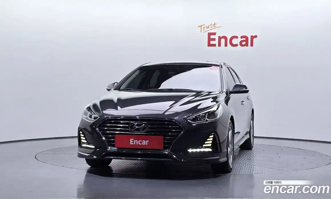 Hyundai Sonata 2017 2.0 автомат (гидро), фото 3