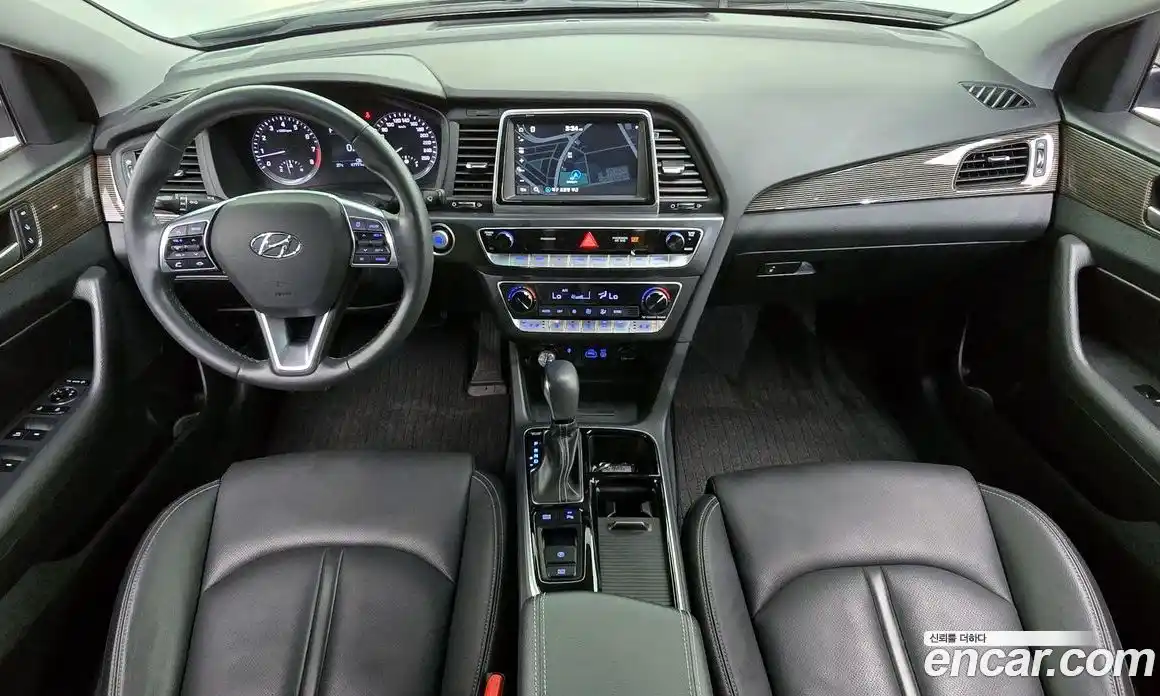 Hyundai Sonata 2017 2.0 автомат (гидро), фото 7