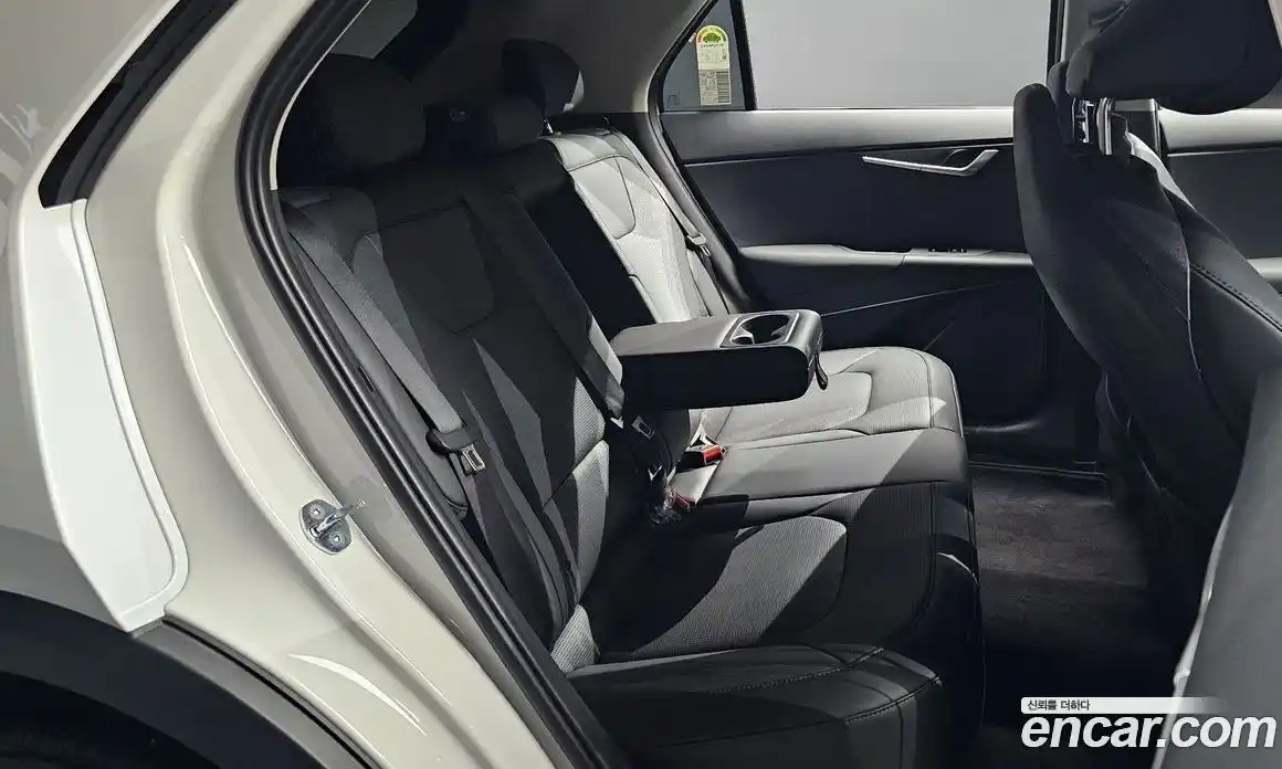 Kia Niro 2026 1.6 автомат (гидро), фото 18